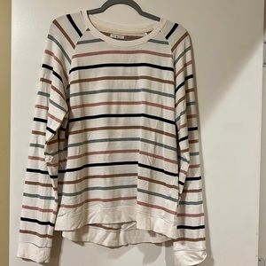 Women’s long sleeve sweater